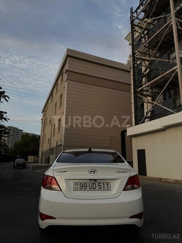 Hyundai Accent 2016, 130,000 km - 1.6 l - Bakı