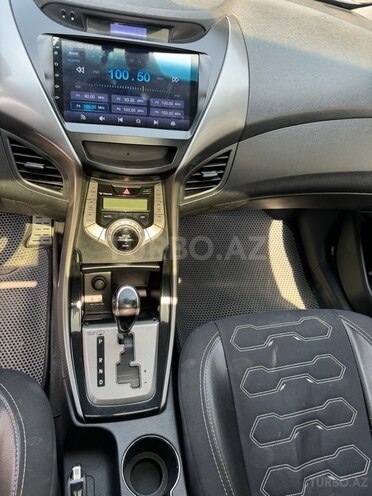 Hyundai Elantra 2013, 260,000 km - 1.8 l - Bakı
