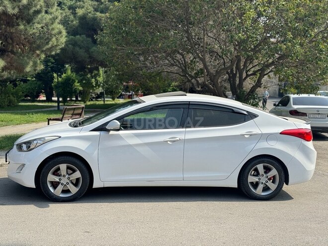 Hyundai Elantra 2013, 260,000 km - 1.8 l - Bakı