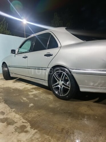 Mercedes C 180 1997, 461,000 km - 1.8 л - Bakı