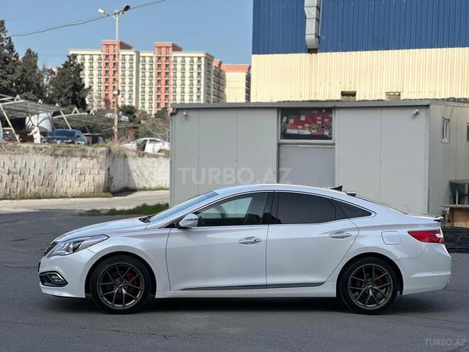 Hyundai Grandeur 2015, 201,400 km - 2.2 л - Tovuz