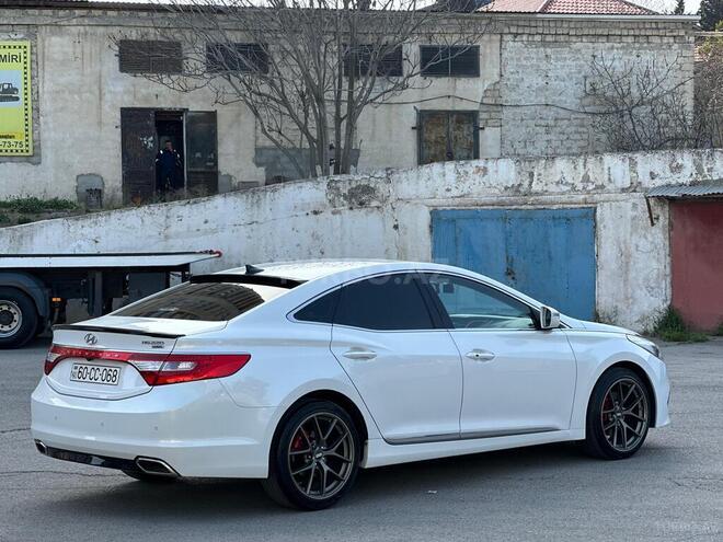 Hyundai Grandeur 2015, 201,400 km - 2.2 л - Tovuz