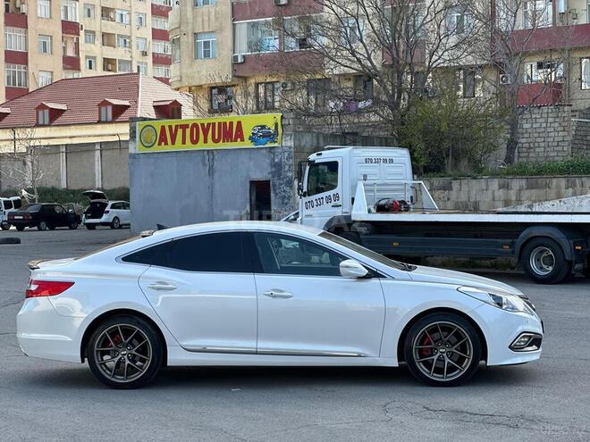 Hyundai Grandeur 2015, 201,400 km - 2.2 л - Tovuz