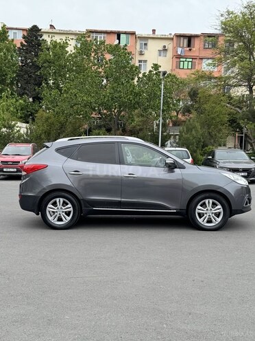 Hyundai ix35 2010, 205,000 km - 2.0 l - Bakı