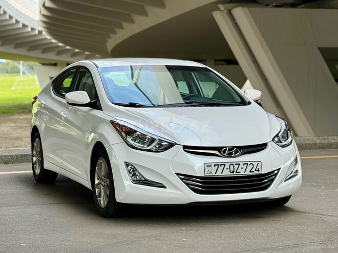 Hyundai Elantra-1
