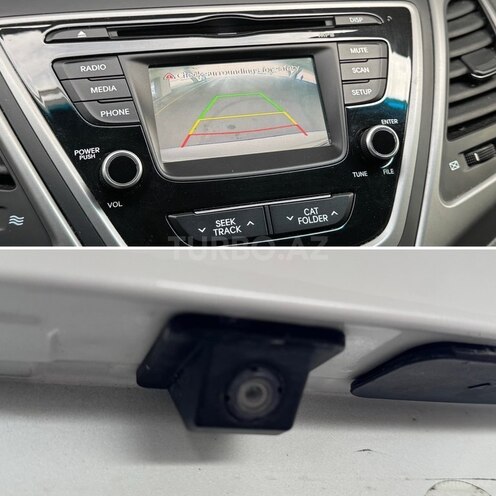 Hyundai Elantra-14