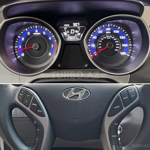 Hyundai Elantra-12