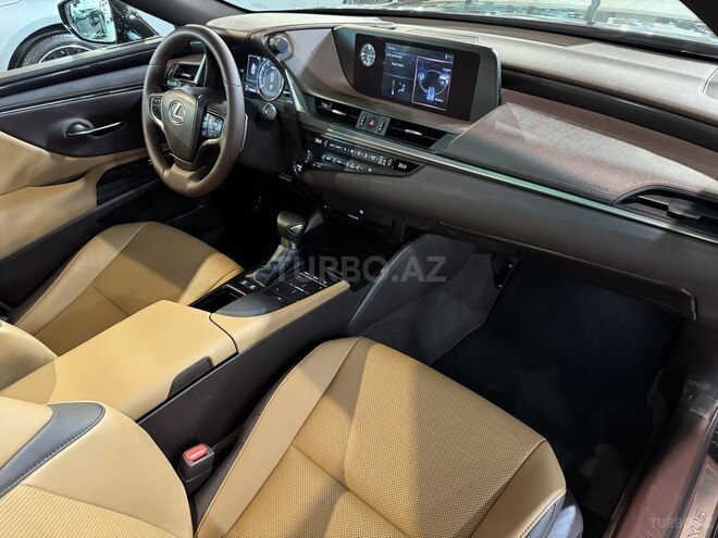 Lexus ES 300h 2020, 139,000 km - 2.5 l - Bakı