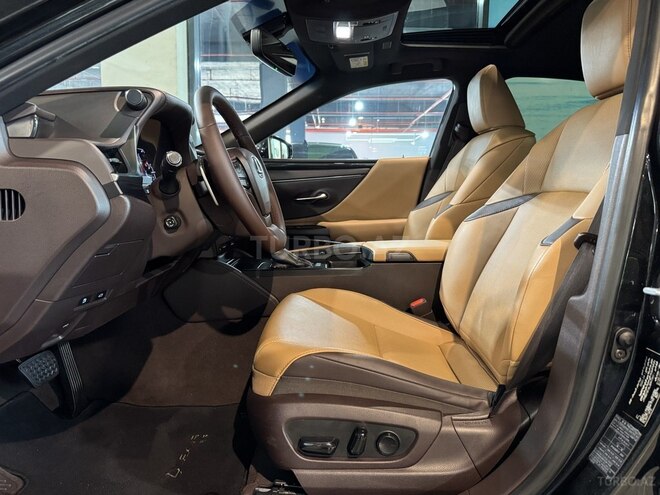 Lexus ES 300h 2020, 139,000 km - 2.5 l - Bakı