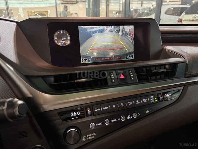 Lexus ES 300h 2020, 139,000 km - 2.5 l - Bakı