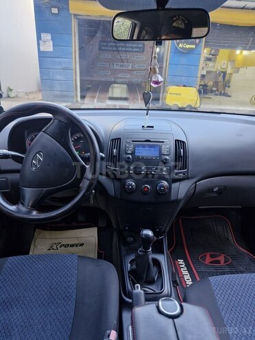 Hyundai i30 2008, 300,000 km - 1.6 л - Bakı