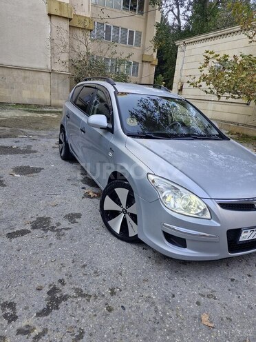 Hyundai i30 2008, 300,000 km - 1.6 л - Bakı