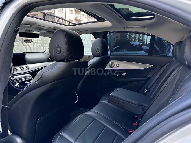 Mercedes E 200 d 2017, 204,100 km - 2.0 l - Bakı