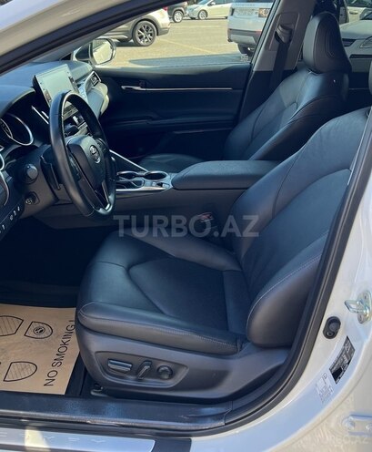 Toyota Camry 2022, 29,900 km - 2.5 л - Bakı
