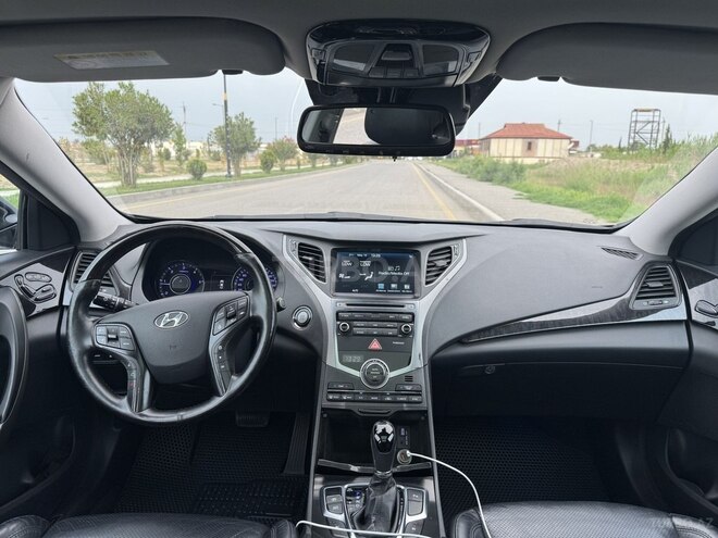 Hyundai Grandeur 2014, 188,302 km - 2.2 л - Yevlax