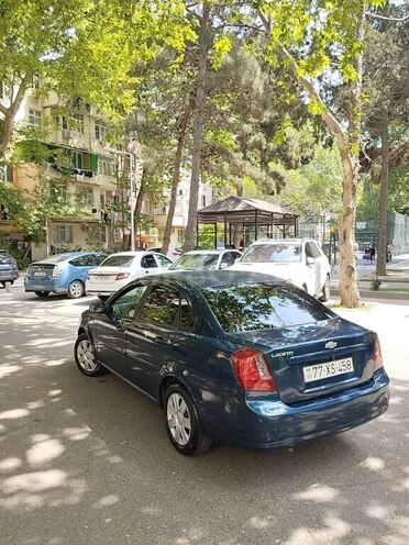 Chevrolet Lacetti-8