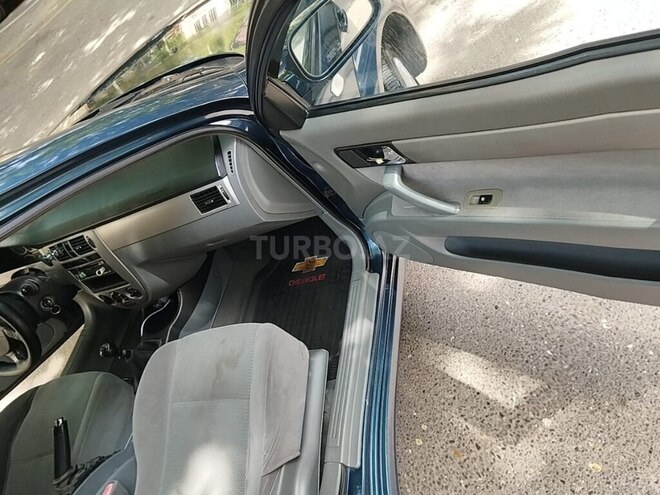 Chevrolet Lacetti-12