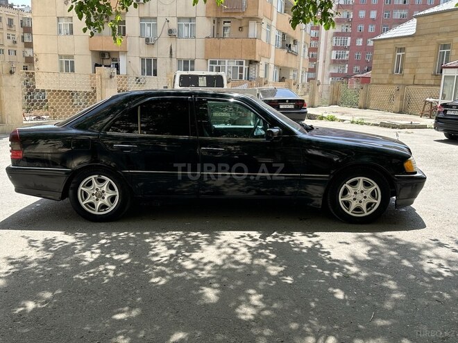 Mercedes C 230 1997, 280,000 km - 2.3 л - Bakı