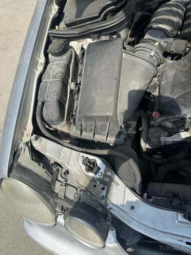 Mercedes E 240 1999, 240,000 km - 2.4 л - Bakı
