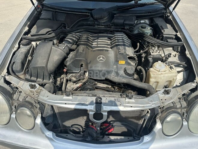 Mercedes E 240 1999, 240,000 km - 2.4 л - Bakı