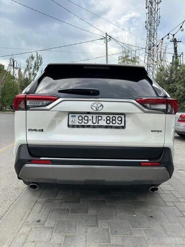 Toyota RAV4 2019, 24,200 km - 2.0 l - Bakı