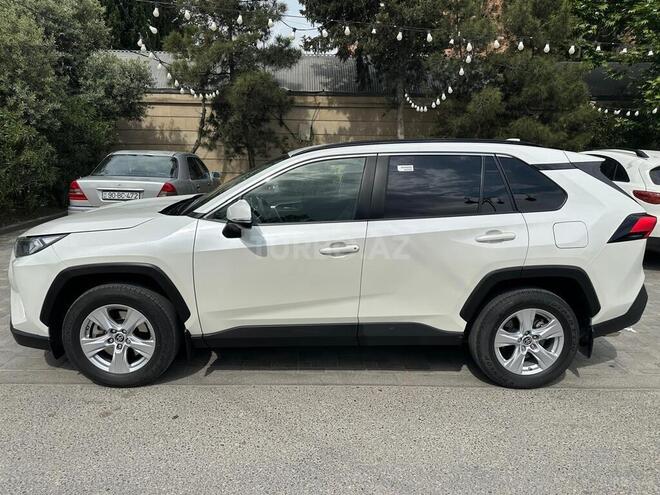Toyota RAV4 2019, 24,200 km - 2.0 l - Bakı