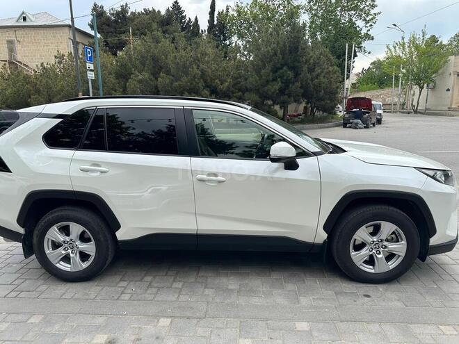 Toyota RAV4 2019, 24,200 km - 2.0 l - Bakı