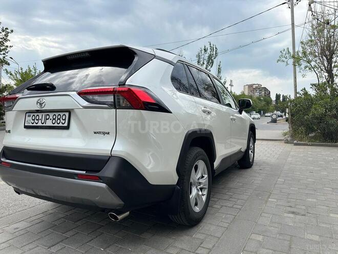 Toyota RAV4 2019, 24,200 km - 2.0 l - Bakı