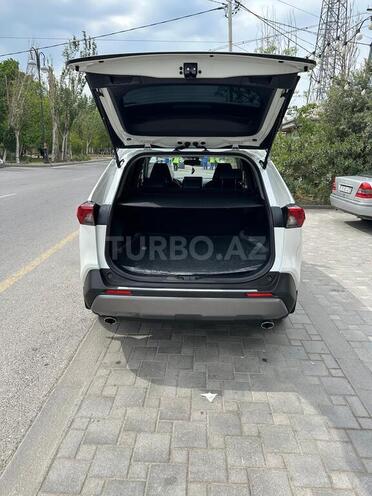 Toyota RAV4 2019, 24,200 km - 2.0 l - Bakı