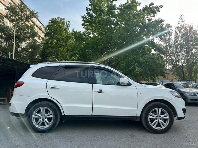 Hyundai Santa Fe 2010, 353,330 km - 2.0 л - Bakı
