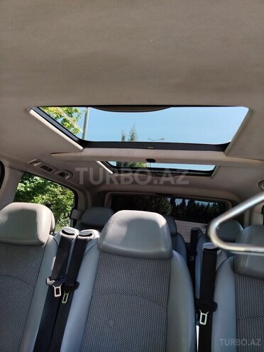 Mercedes Viano-12