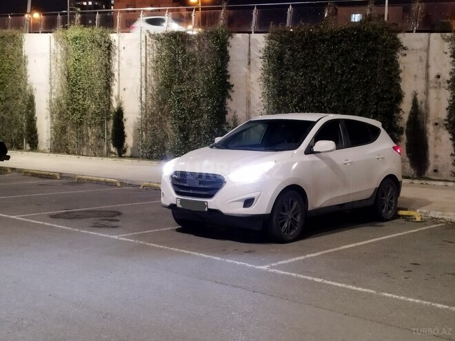Hyundai Tucson 2015, 194,000 km - 2.0 л - Bakı