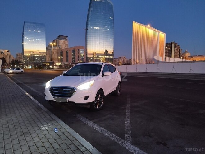 Hyundai Tucson 2015, 194,000 km - 2.0 л - Bakı