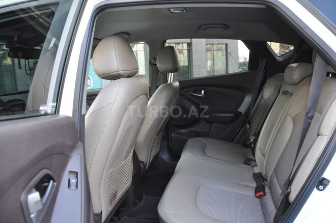 Hyundai Tucson 2015, 194,000 km - 2.0 л - Bakı