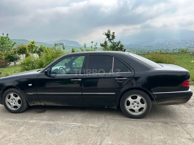 Mercedes E 240 1998, 97,000 km - 2.4 l - Zərdab