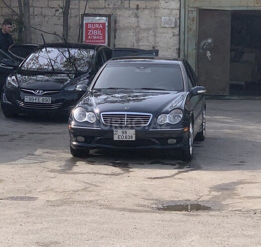 Mercedes C 180 2004, 440,000 km - 1.8 l - Bakı