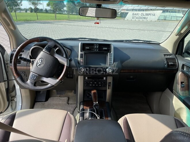 Toyota Land Cruiser Prado 2013, 143,000 km - 2.7 л - Bakı