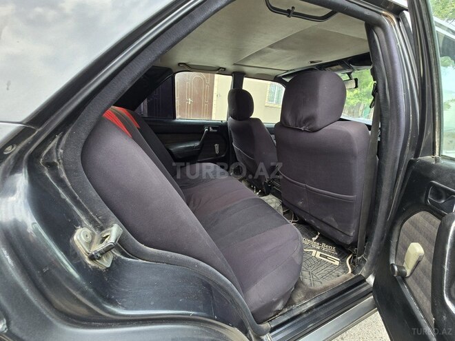 Mercedes 190 1990, 211,000 km - 2.0 l - Bakı