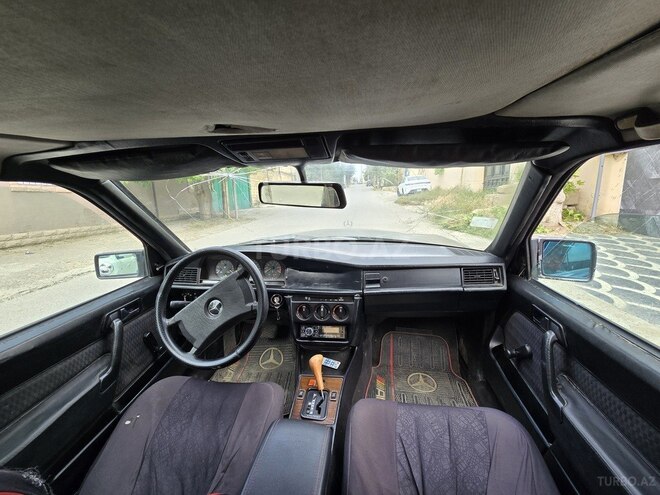 Mercedes 190 1990, 211,000 km - 2.0 l - Bakı