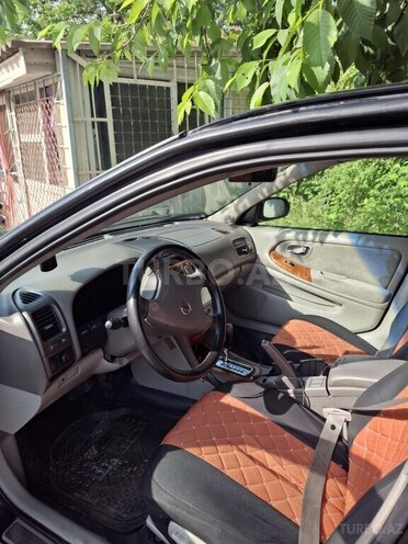 Nissan Maxima-9