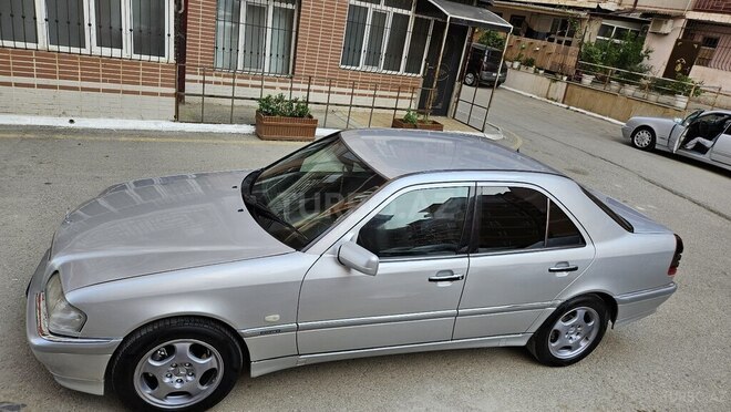 Mercedes C 220 d 1998, 541,732 km - 2.2 l - Bakı