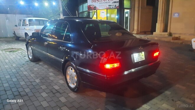 Mercedes C 230 1997, 179,000 km - 2.3 л - İmişli
