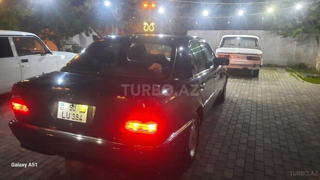 Mercedes C 230 1997, 179,000 km - 2.3 л - İmişli