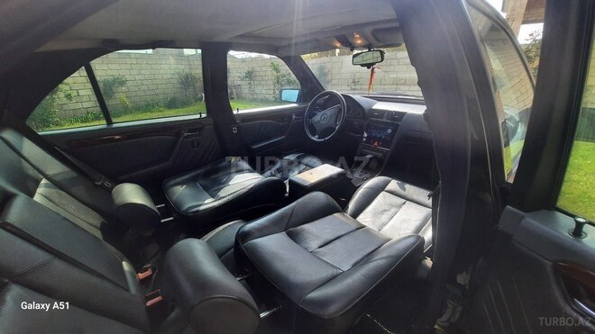 Mercedes C 230 1997, 179,000 km - 2.3 л - İmişli