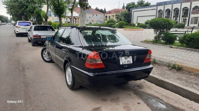 Mercedes C 230 1997, 179,000 km - 2.3 л - İmişli