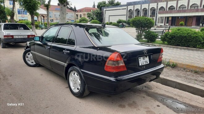 Mercedes C 230 1997, 179,000 km - 2.3 л - İmişli