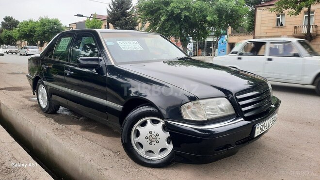 Mercedes C 230 1997, 179,000 km - 2.3 л - İmişli