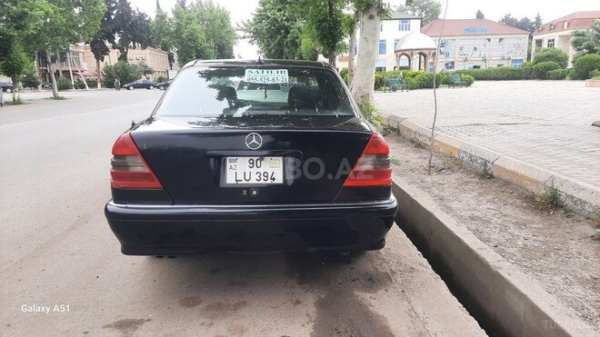 Mercedes C 230 1997, 179,000 km - 2.3 л - İmişli
