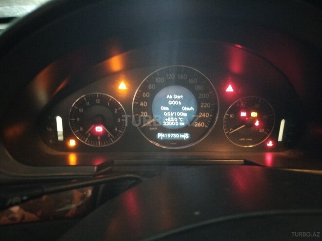 Mercedes E 220 d 2003, 419,750 km - 2.2 l - Sumqayıt