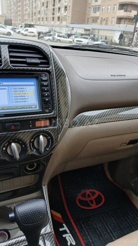 Toyota RAV4 2004, 200,000 km - 2.4 l - Bakı